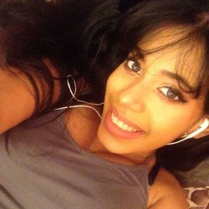 Meet your Posher, Caroline